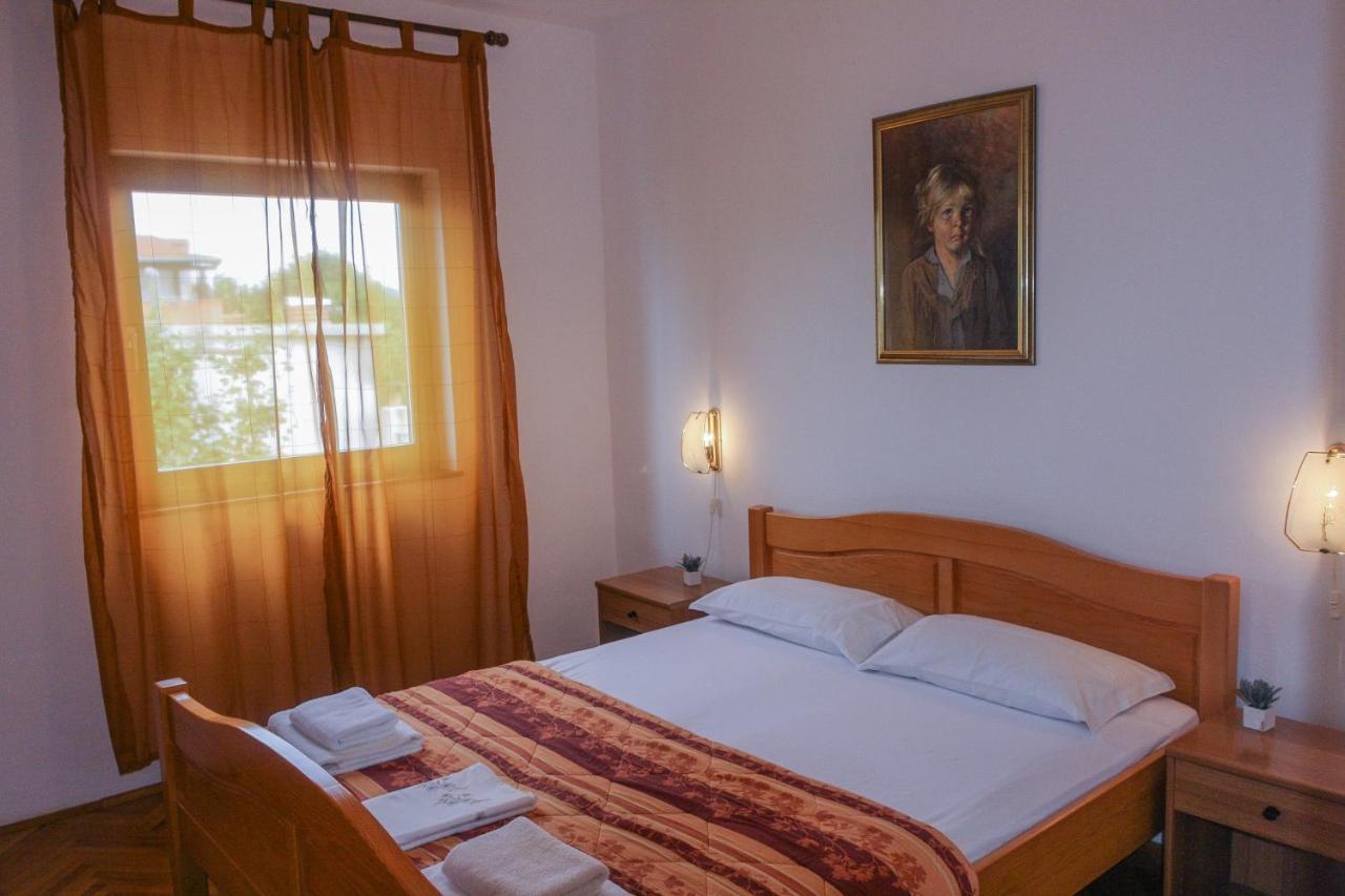 Apartment Suzy Vantacici Bilik gambar