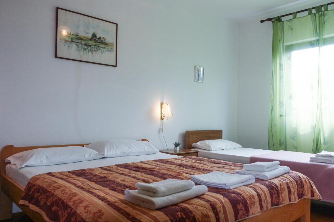 Apartment Suzy Vantacici Luaran gambar