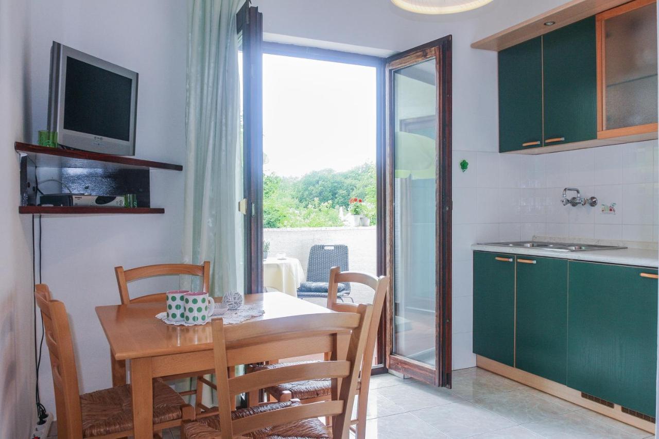 Apartment Suzy Vantacici Luaran gambar